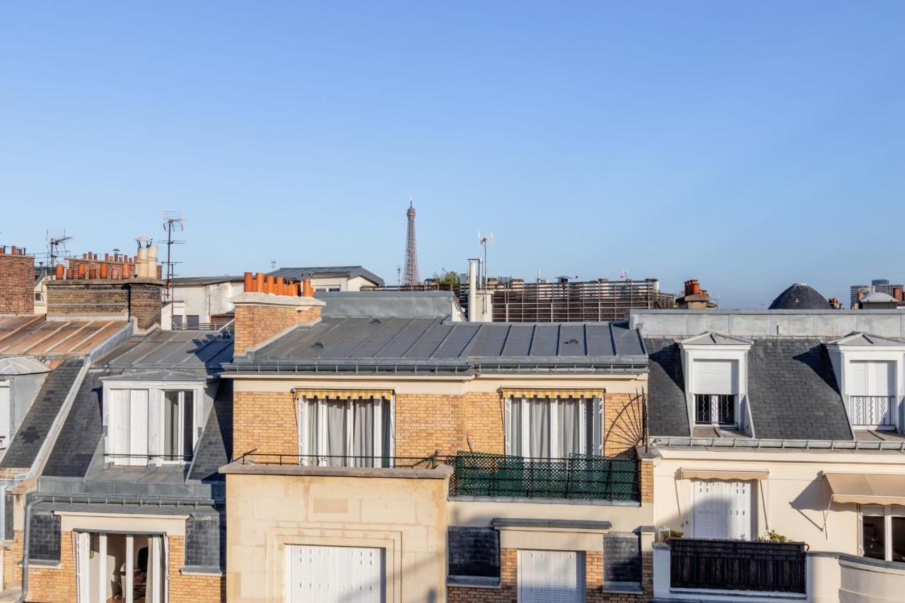 Guestready - Appartement Terrasse Vue Tour Eiffel París Exterior foto